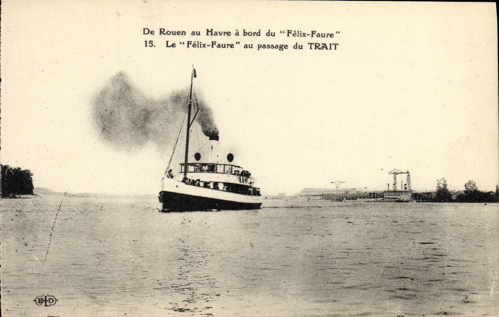 VINTAGE POSTCARD Of Rouen in Le Havre edge of Felix Faure Bateau has