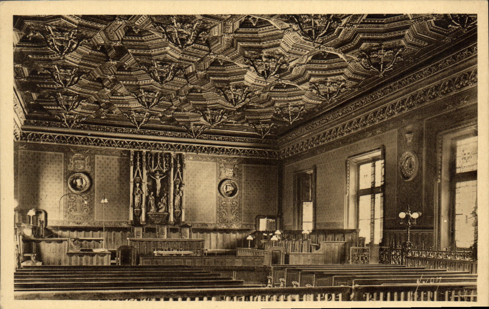 VINTAGE POSTCARD Rouen Law courts Room of the Meetings of the sitted Parliament aujourd today Court D