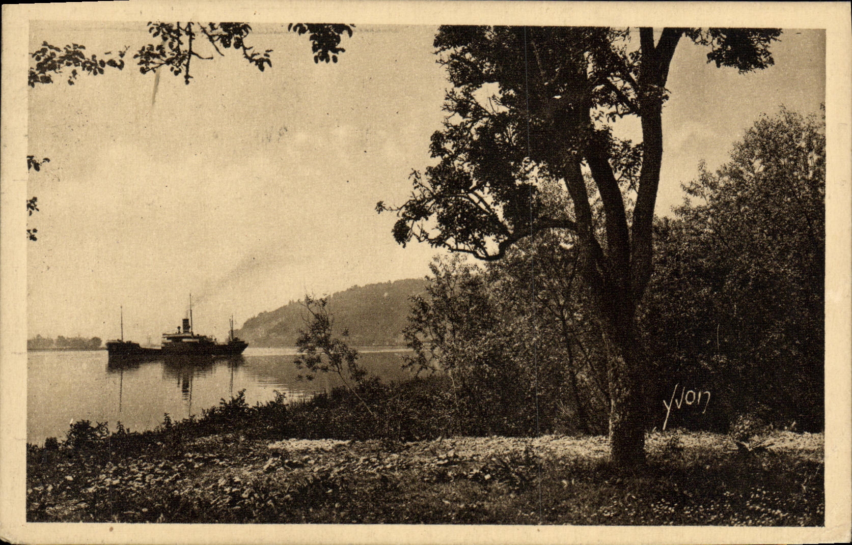 VINTAGE POSTCARD Of Rouen in Le Havre the Seine around Caudebec in Caux