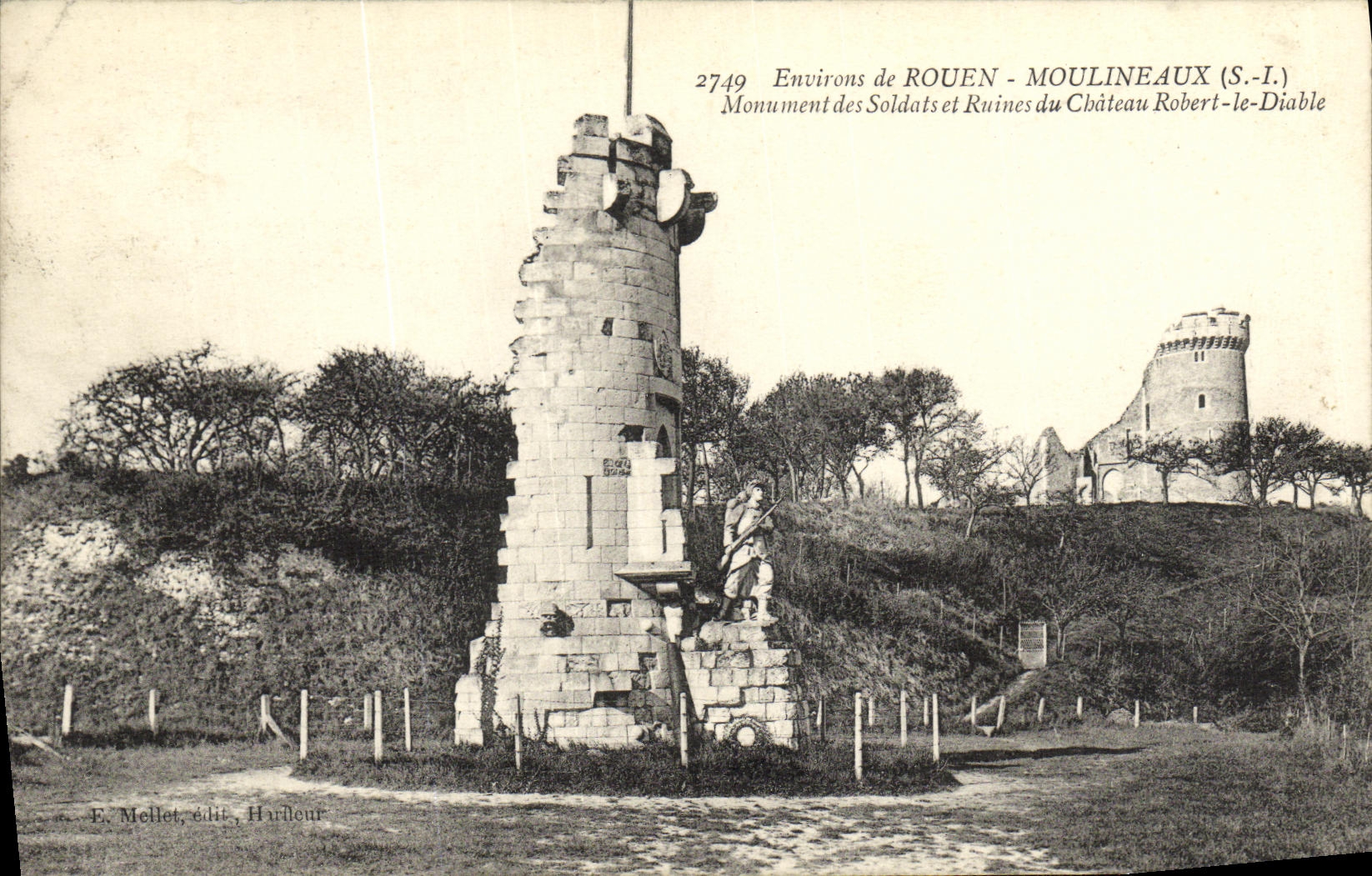 Los alrededores de la POSTAL de la VENDIMIA del monumento de Ruan Moulineaux de los soldados y de las ruinas del Roberto se escudan a diablo de Militaria