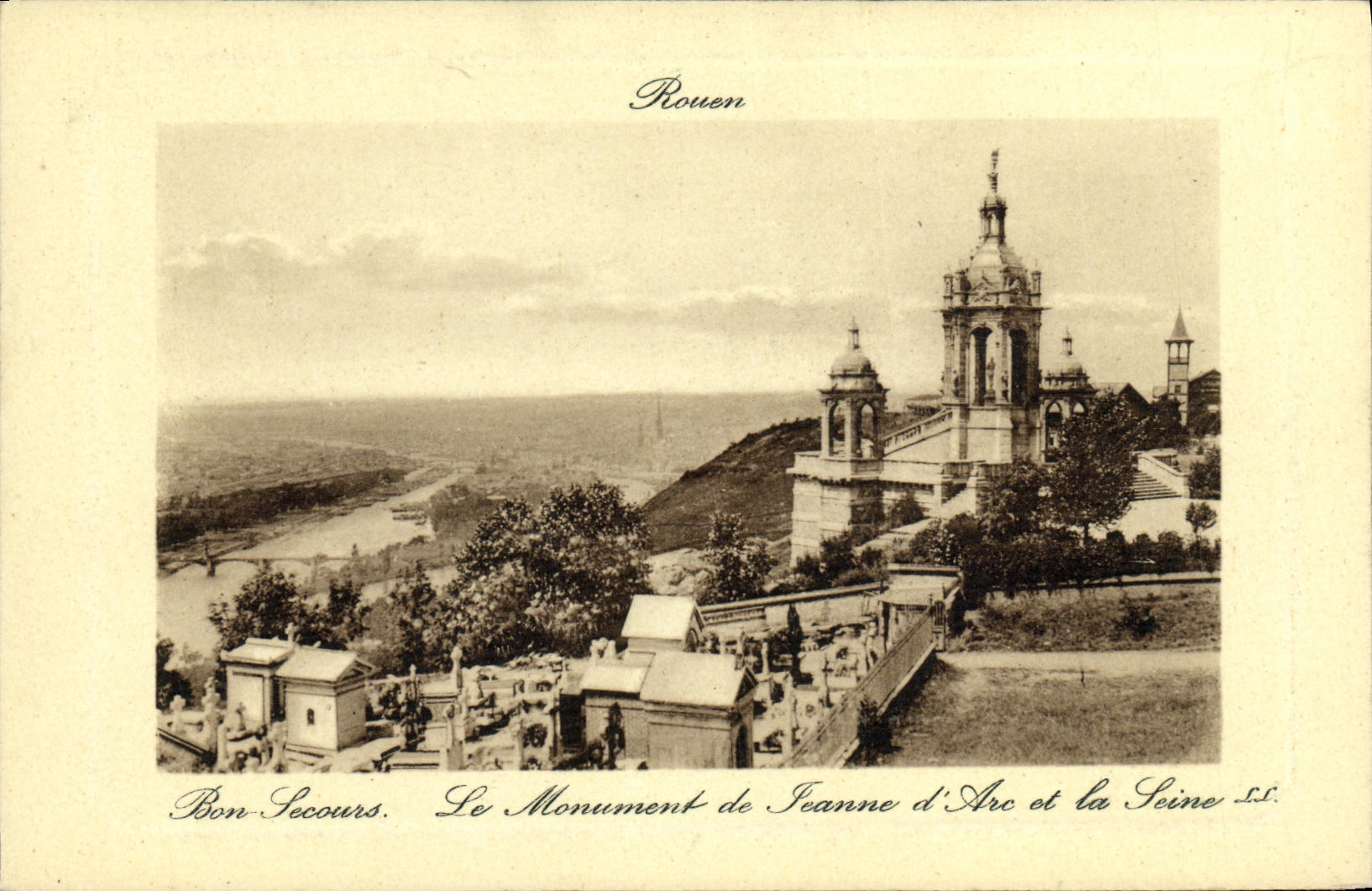 VINTAGE POSTCARD Rouen Good Help the monument of Jeanne D Arc and the Seine