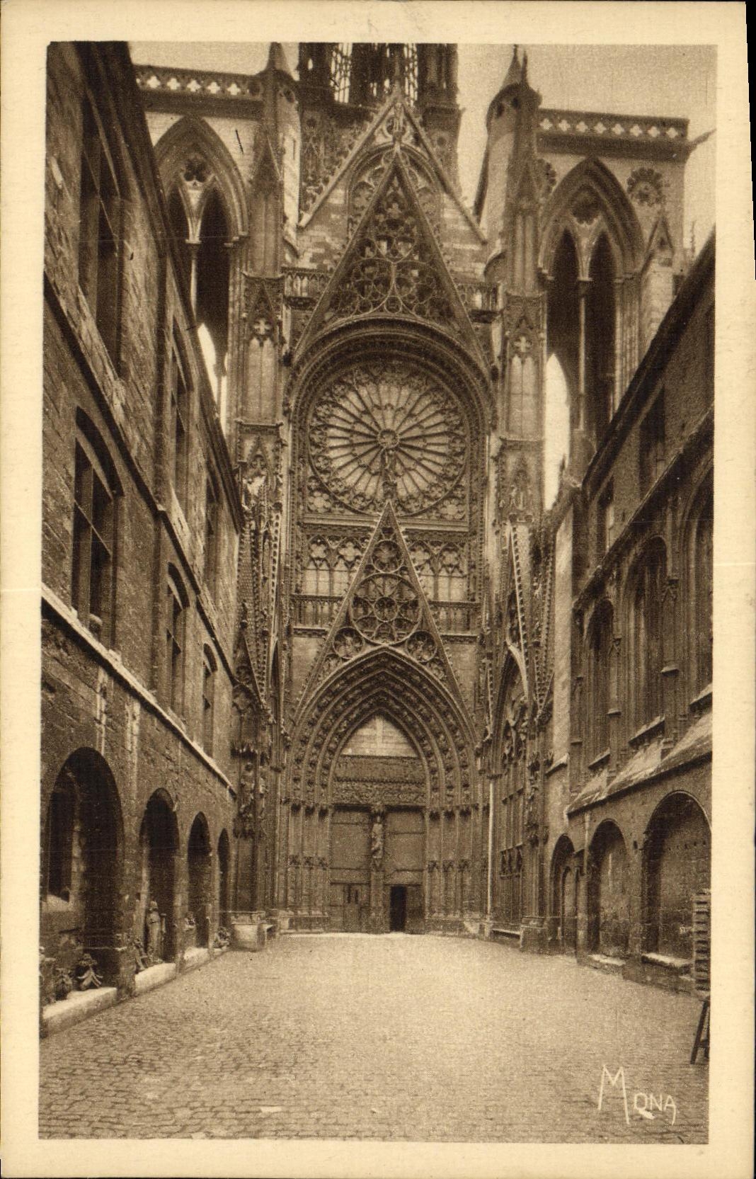 VINTAGE POSTCARD Rouen the City Museum Cathedral Court and gate of the booksellers