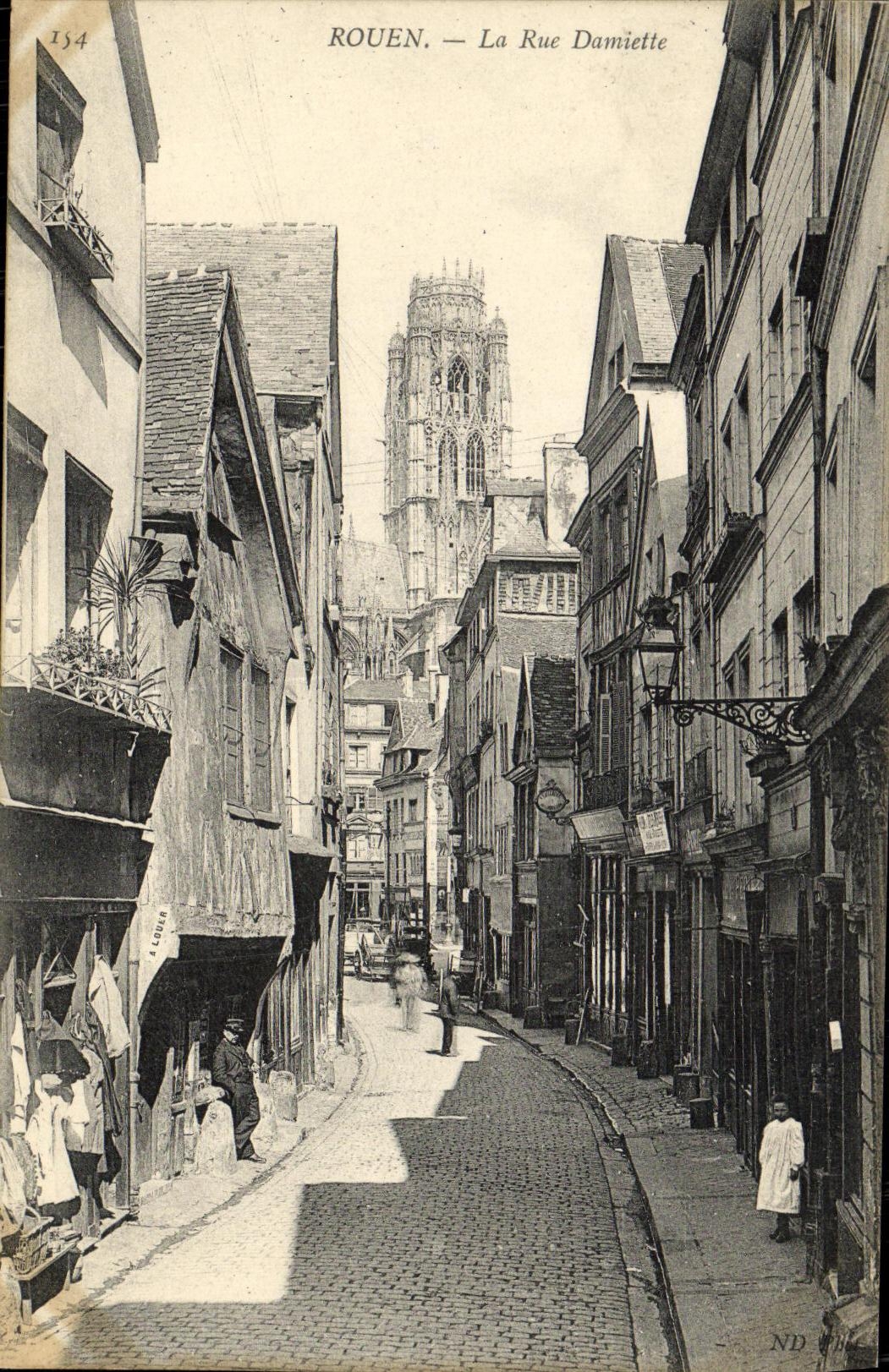 VINTAGE POSTCARD Rouen the Street Damiette