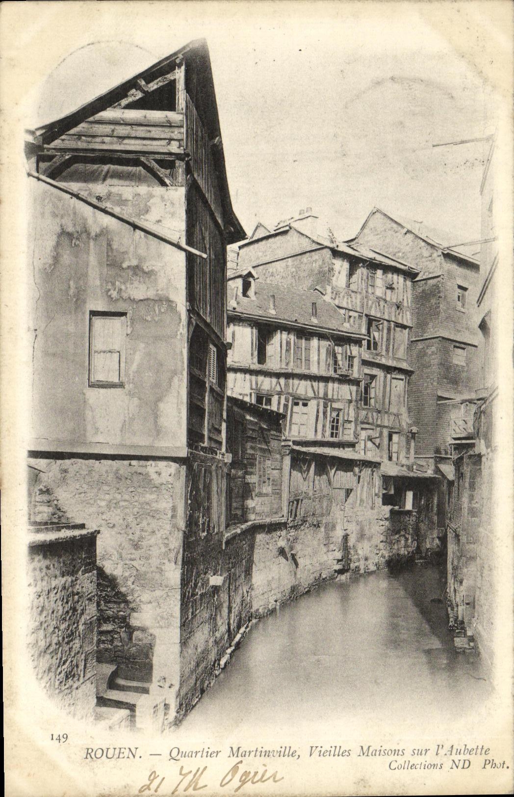 VINTAGE POSTCARD Rouen District Martinville Old women Houses On L Bus shelter