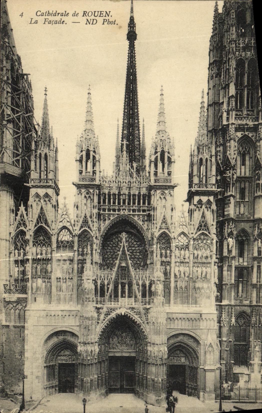 VINTAGE POSTCARD Rouen Cathedral the Frontage