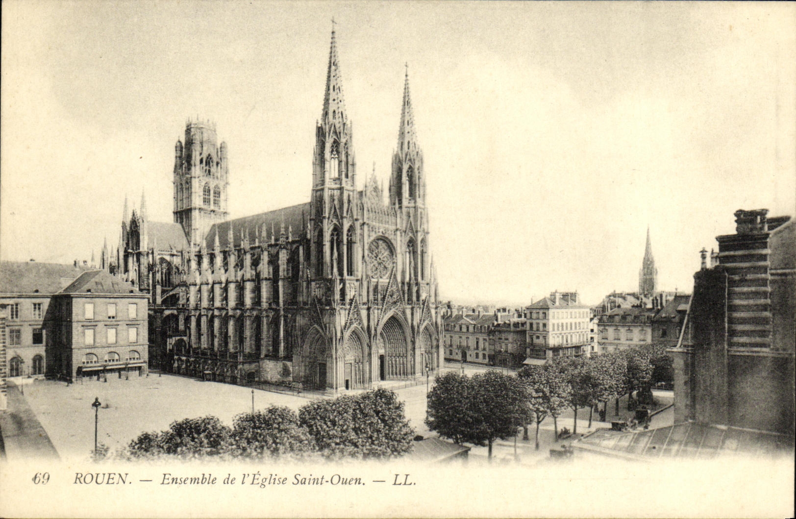 VINTAGE POSTCARD Rouen Together of L church Ouen Saint