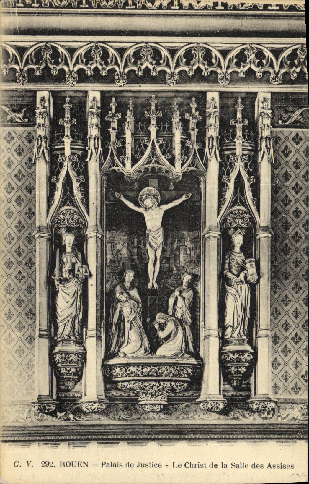 VINTAGE POSTCARD Rouen Palate De Juatice the Christ of the Room of Bases