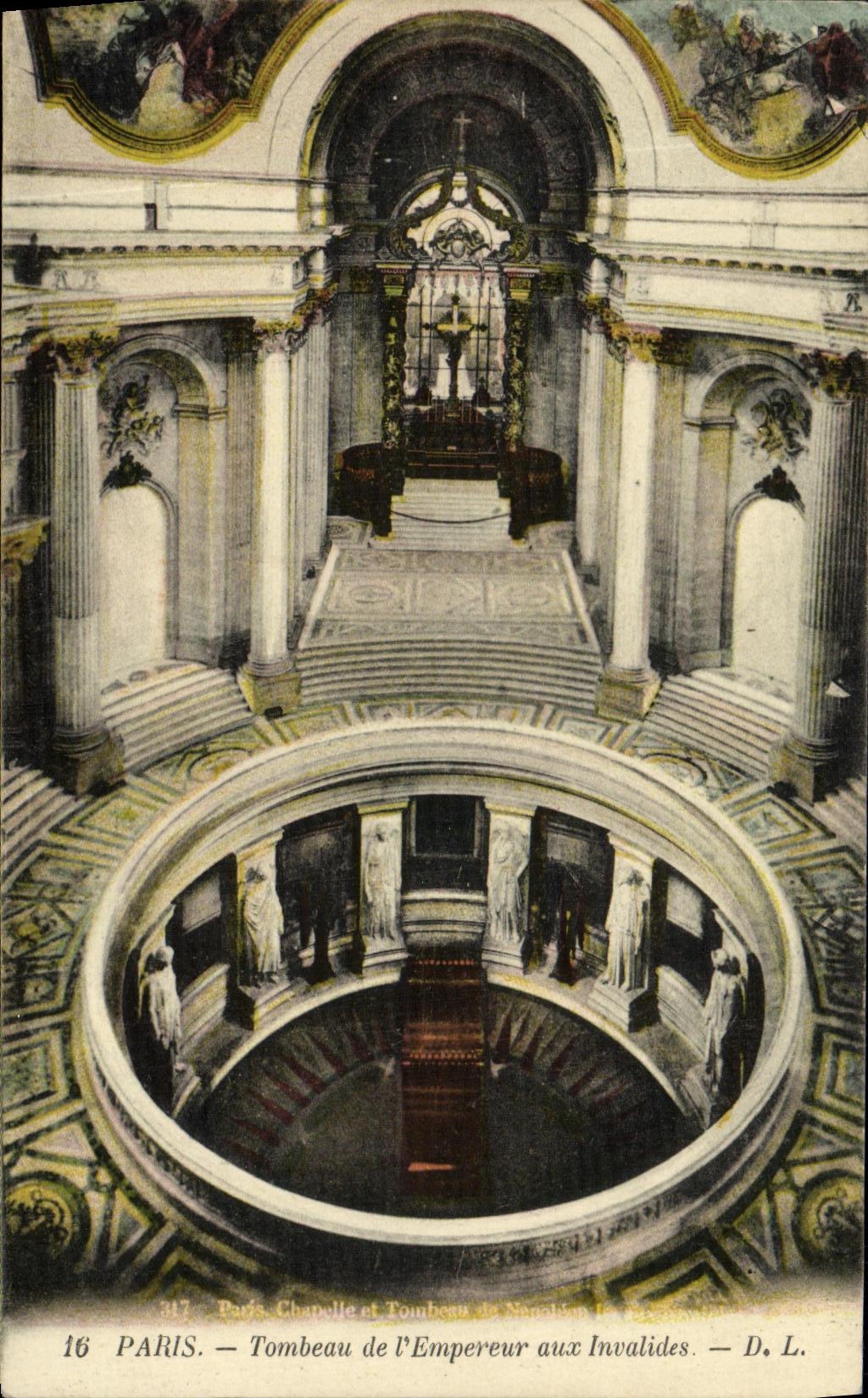 CPA Paris tombeau de L Empereur aux Invalides