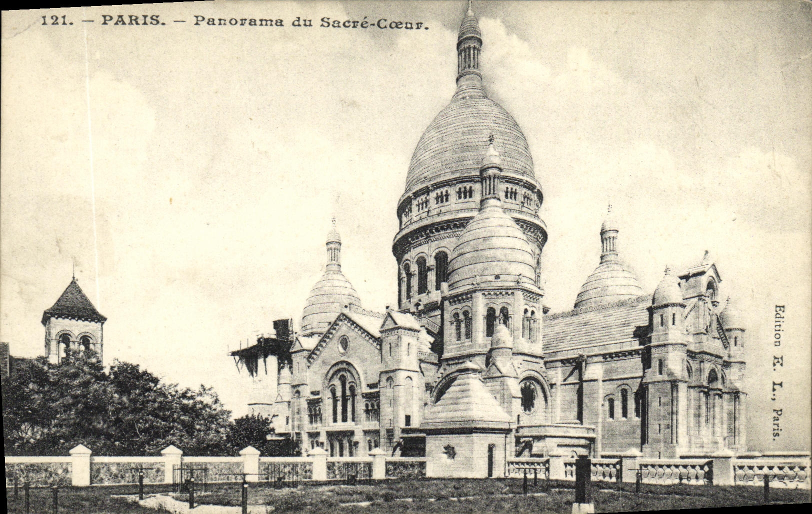VINTAGE POSTCARD Paris Panorama Of the Sacring Heart
