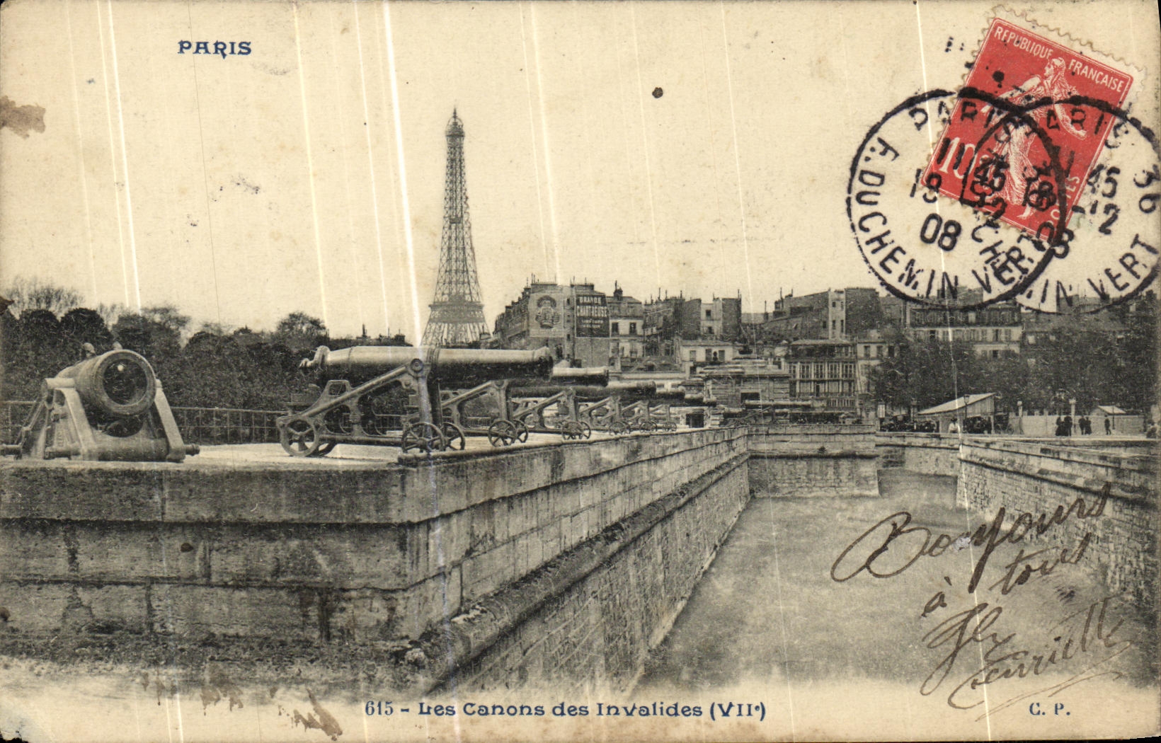 CPA Paris Les canons des Invalides Tour Eiffel