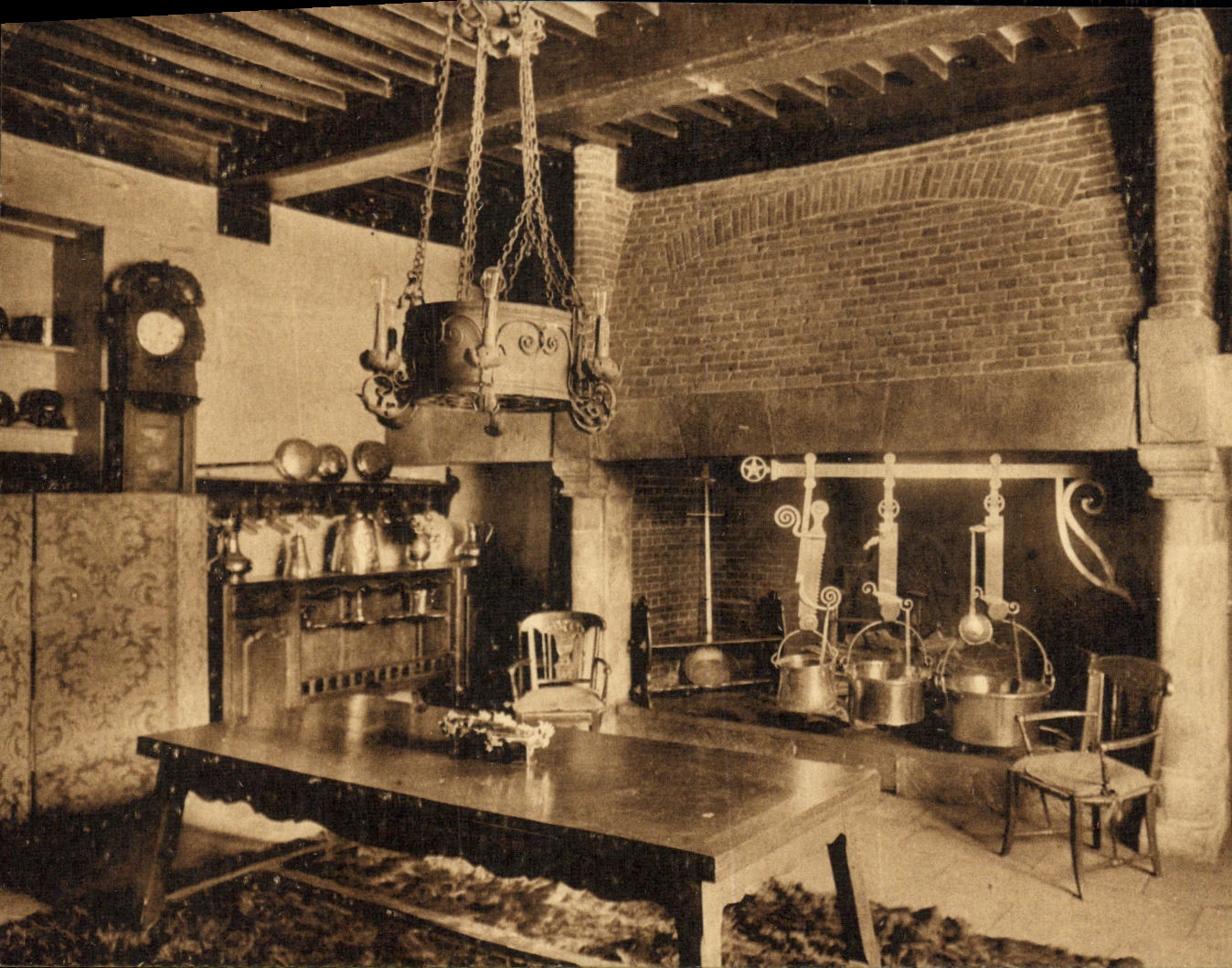 VINTAGE POSTCARD Varengeville Manor D ango