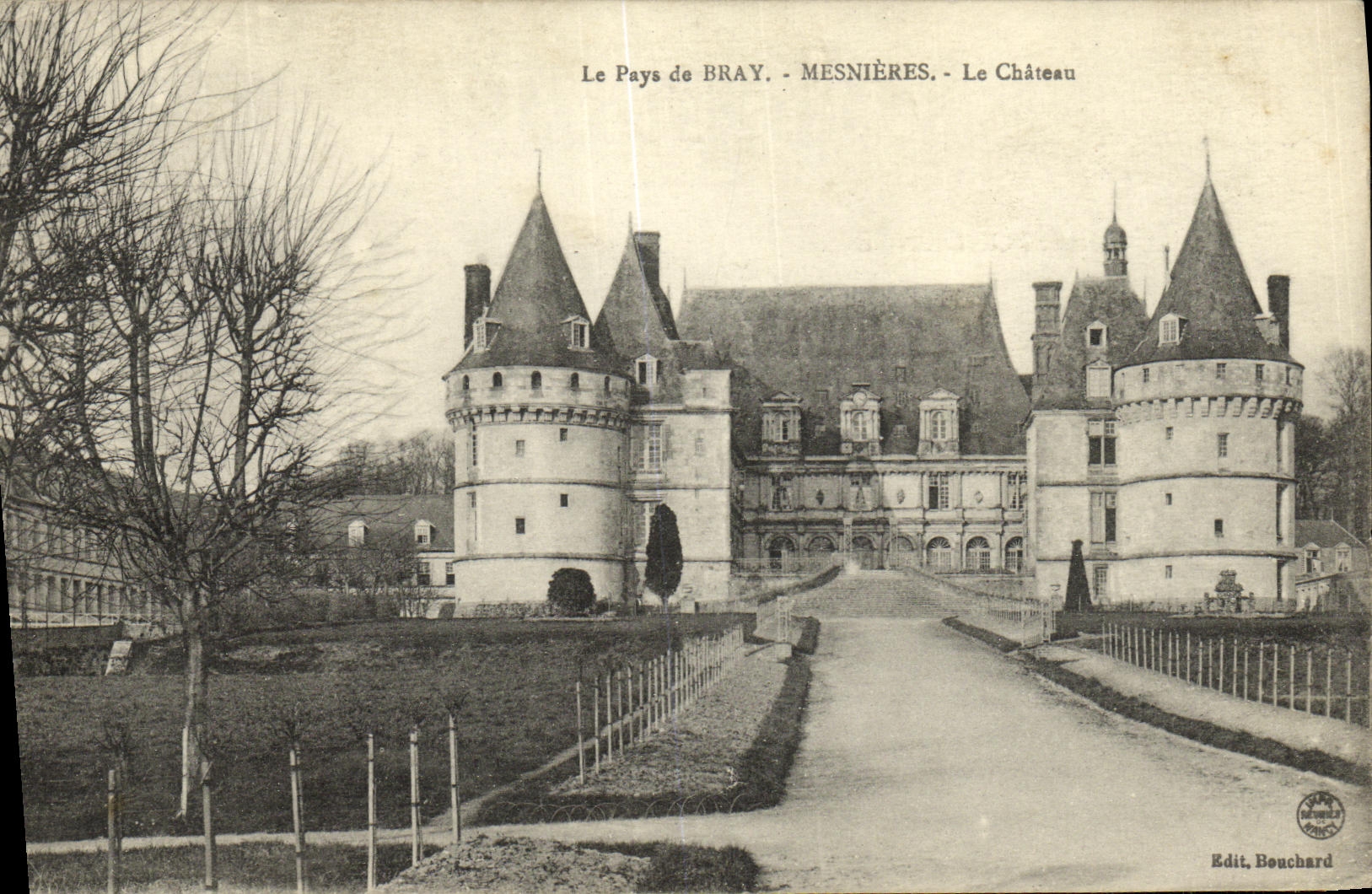 VINTAGE POSTCARD Country of Bray Mesnieres the Castle