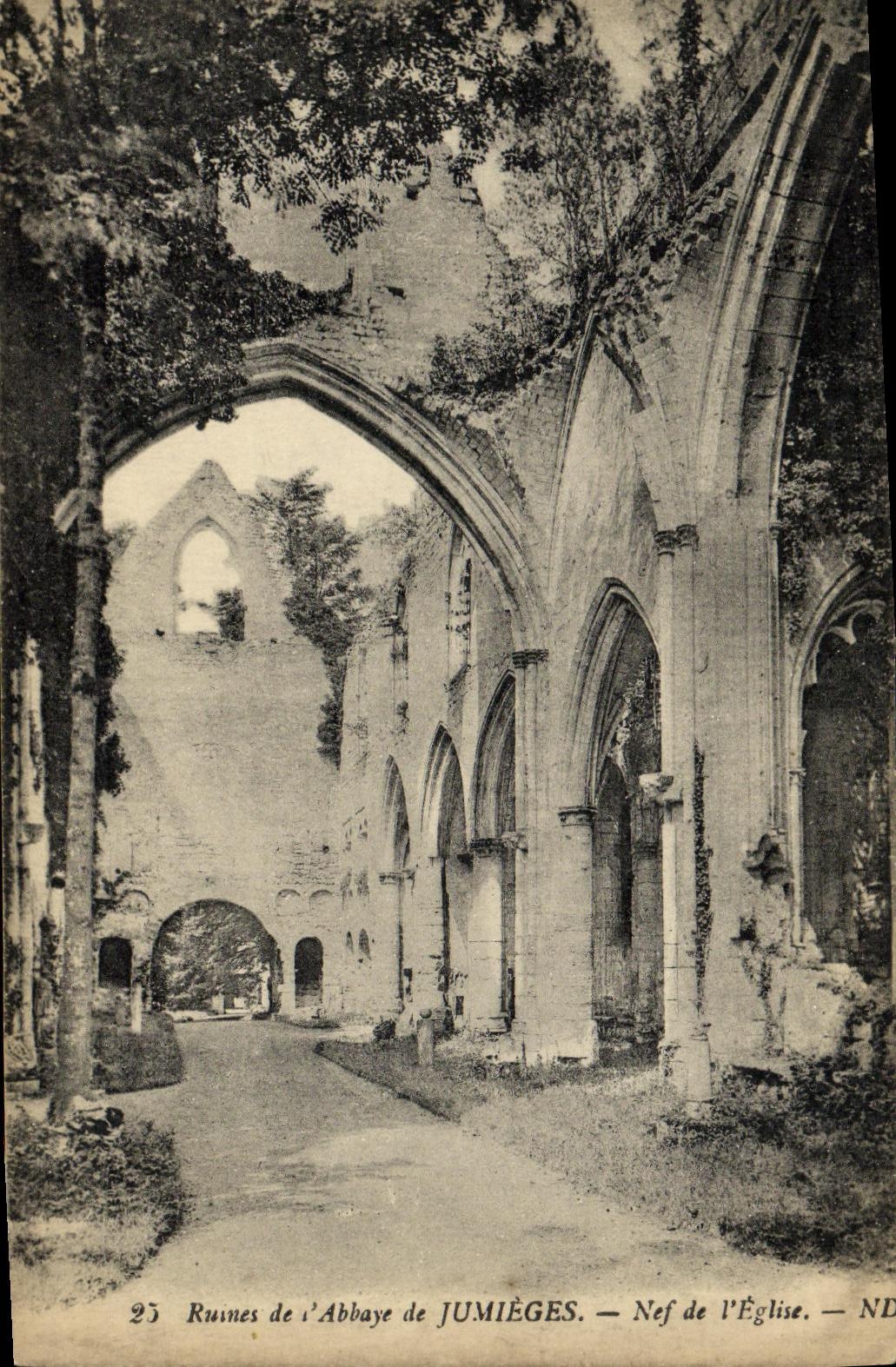 VINTAGE POSTCARD Ruins of L Abbey of Jumieges Nave of L Church