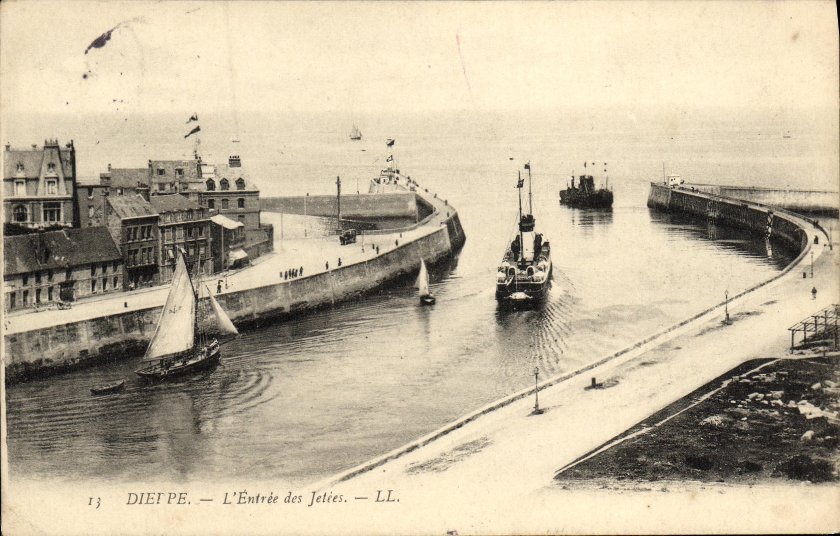 POSTAL Dieppe L de la VENDIMIA entrado de los embarcaderos