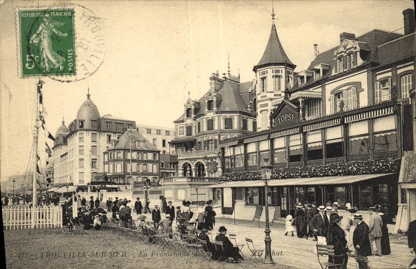VINTAGE POSTCARD Trouville on Sea the walk