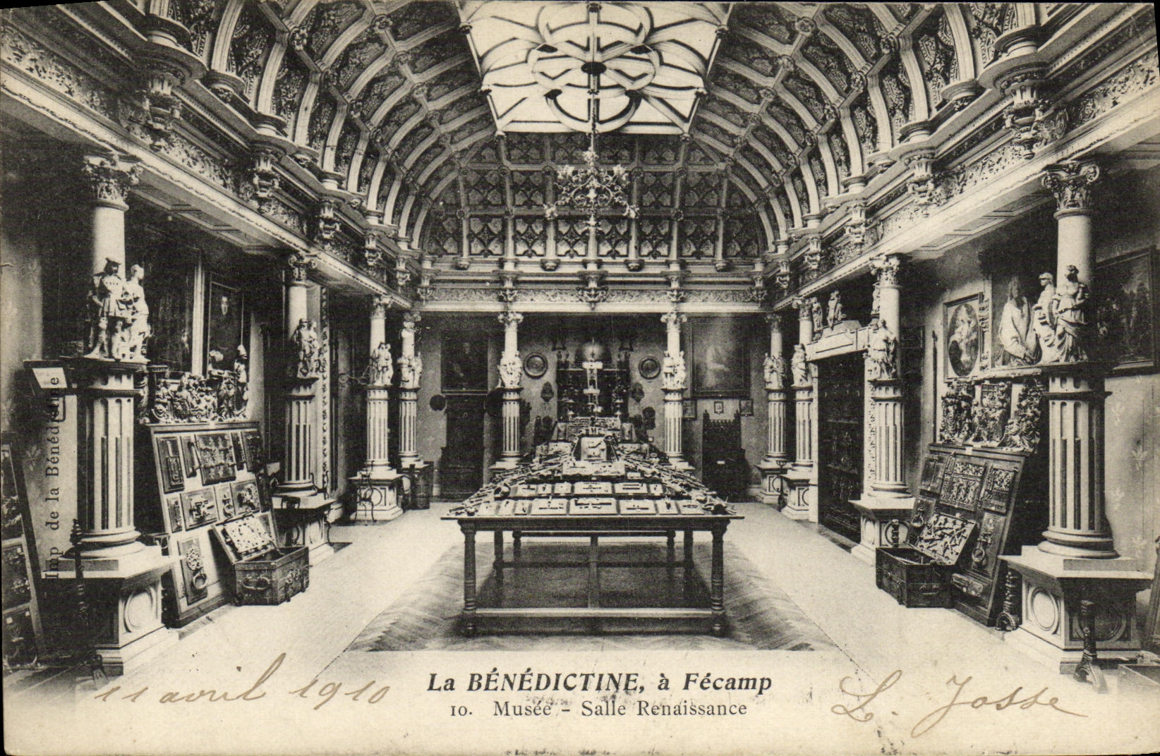 CPA La Benedictine a Fecamp Musee Salle Renaissance