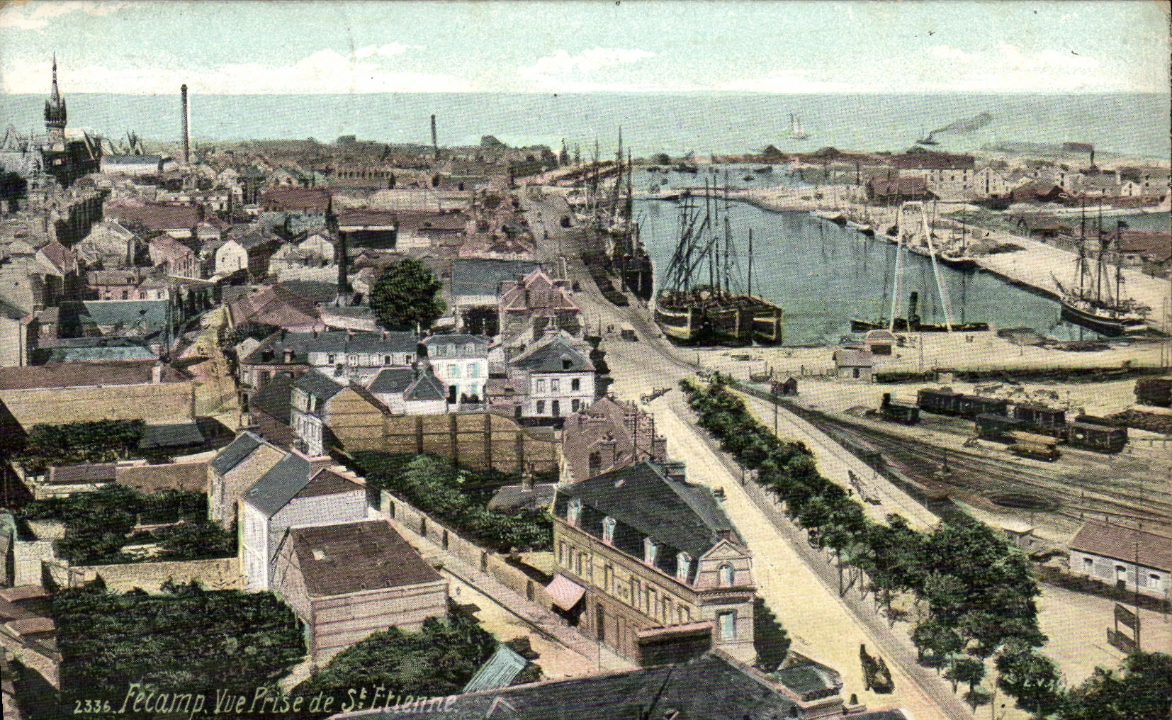 CPA Fecamp Vue Prise de St Etienne 