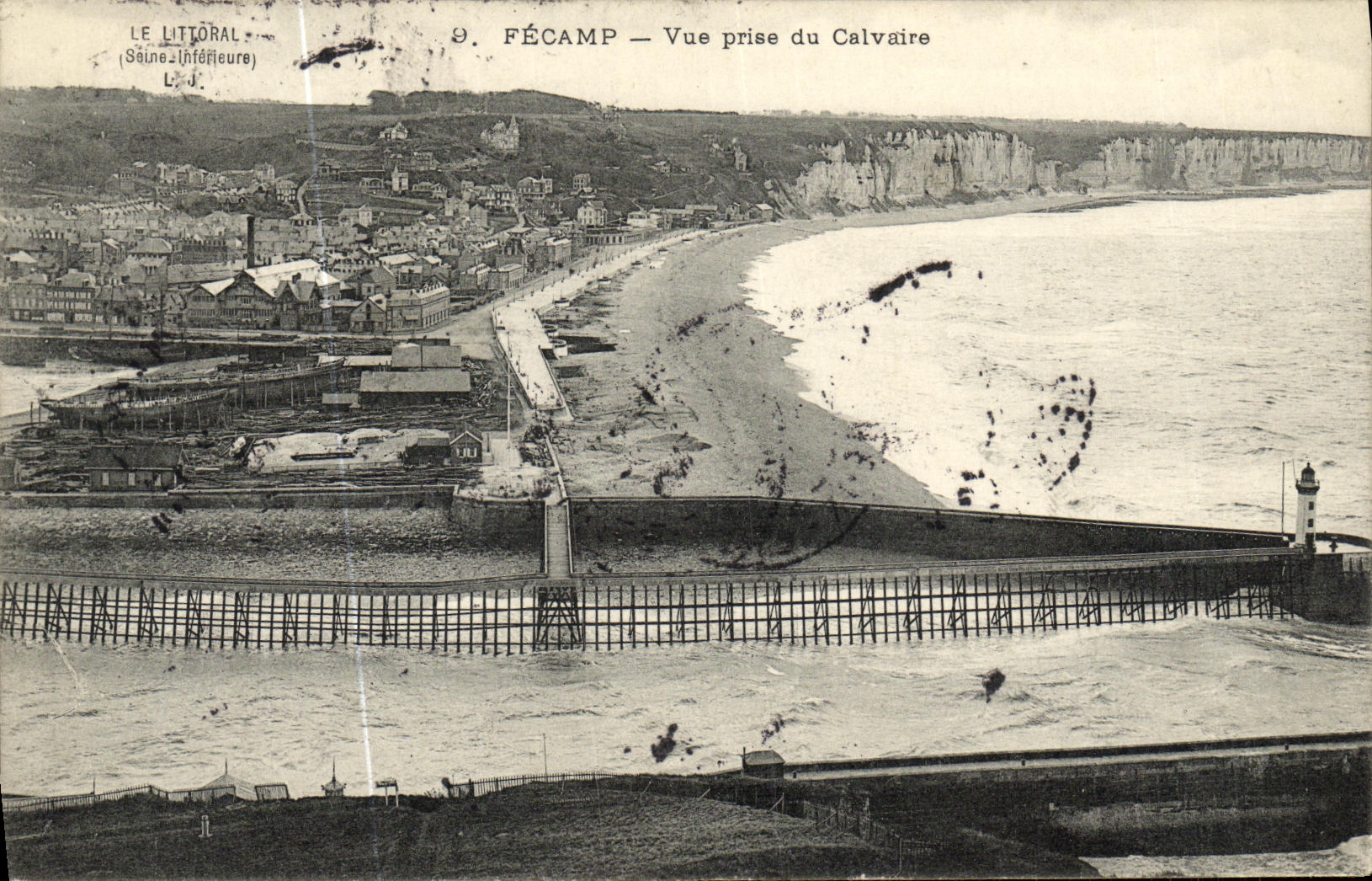 CPA Fecamp Vue prise du Calvaire 