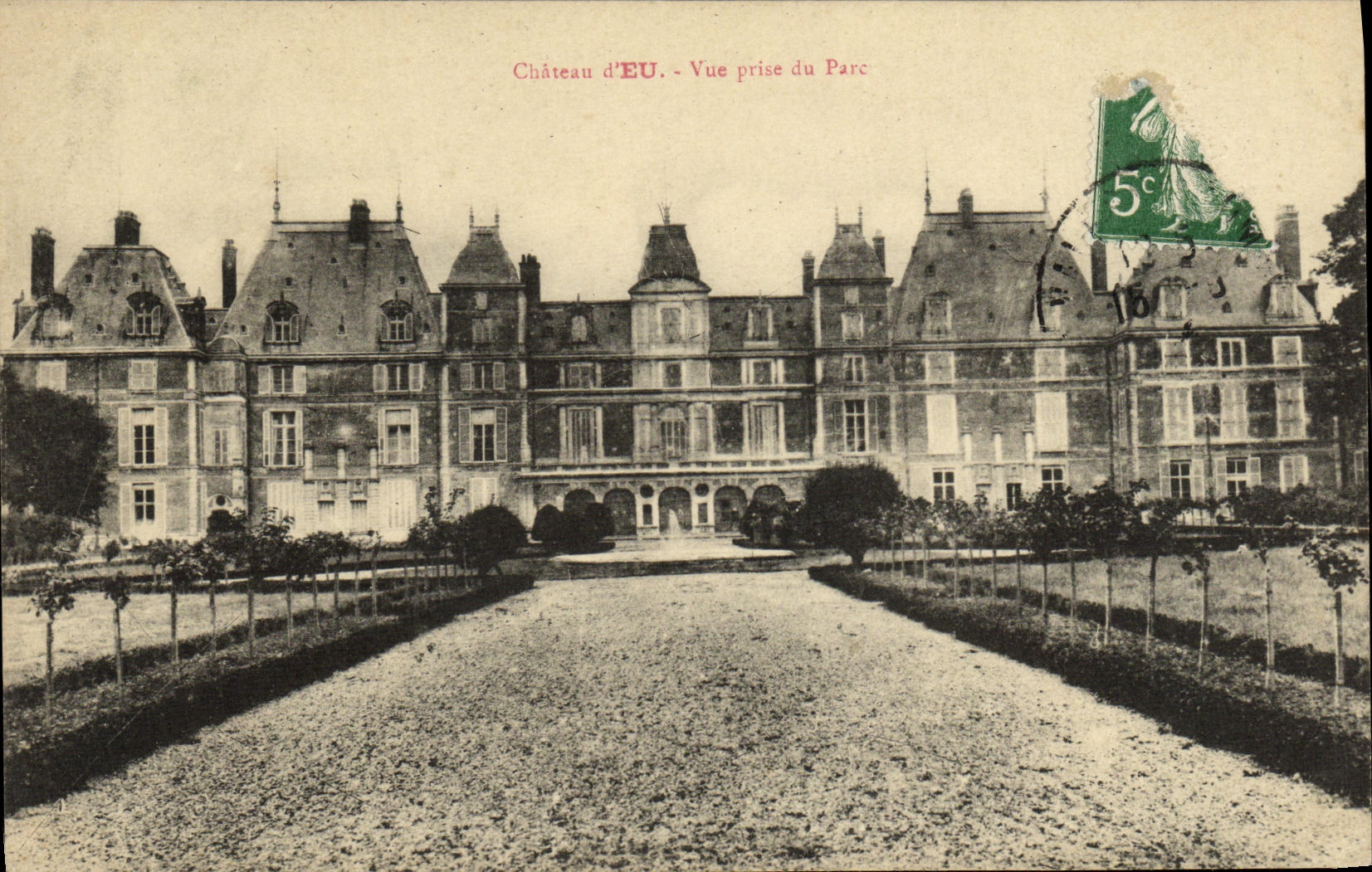 CPA Chateau d Eu Vue Prise du Parc 