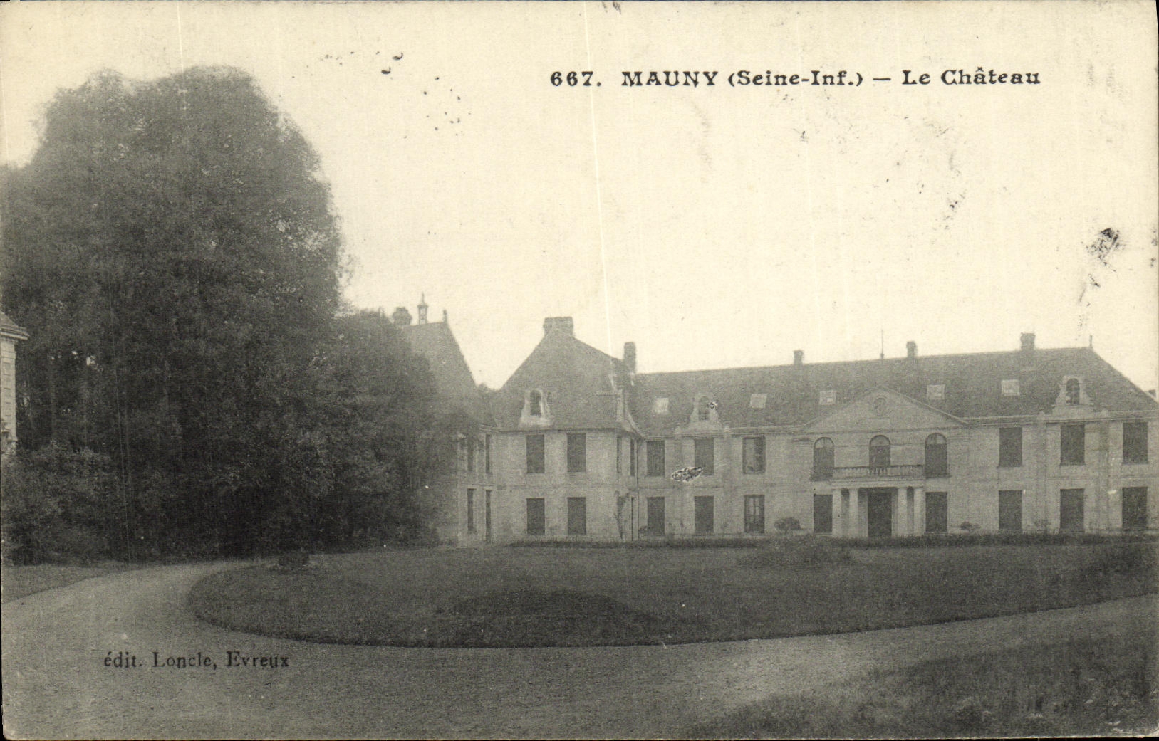 VINTAGE POSTCARD Mauny the Castle