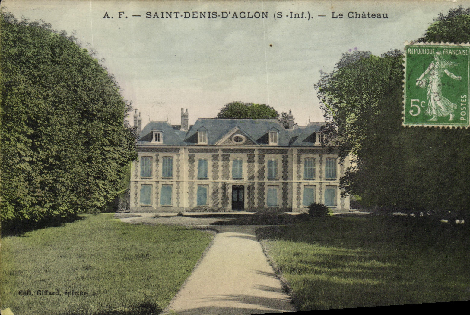 VINTAGE POSTCARD Holy Denis D Aclon the Castle