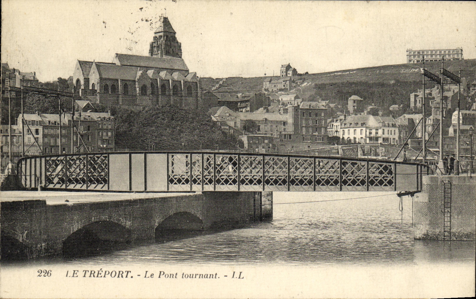 VINTAGE POSTCARD Treport the Revolving Bridge