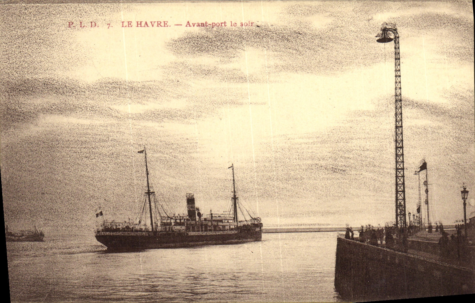 CPA Le Havre Avant Port le Soir Bateau 
