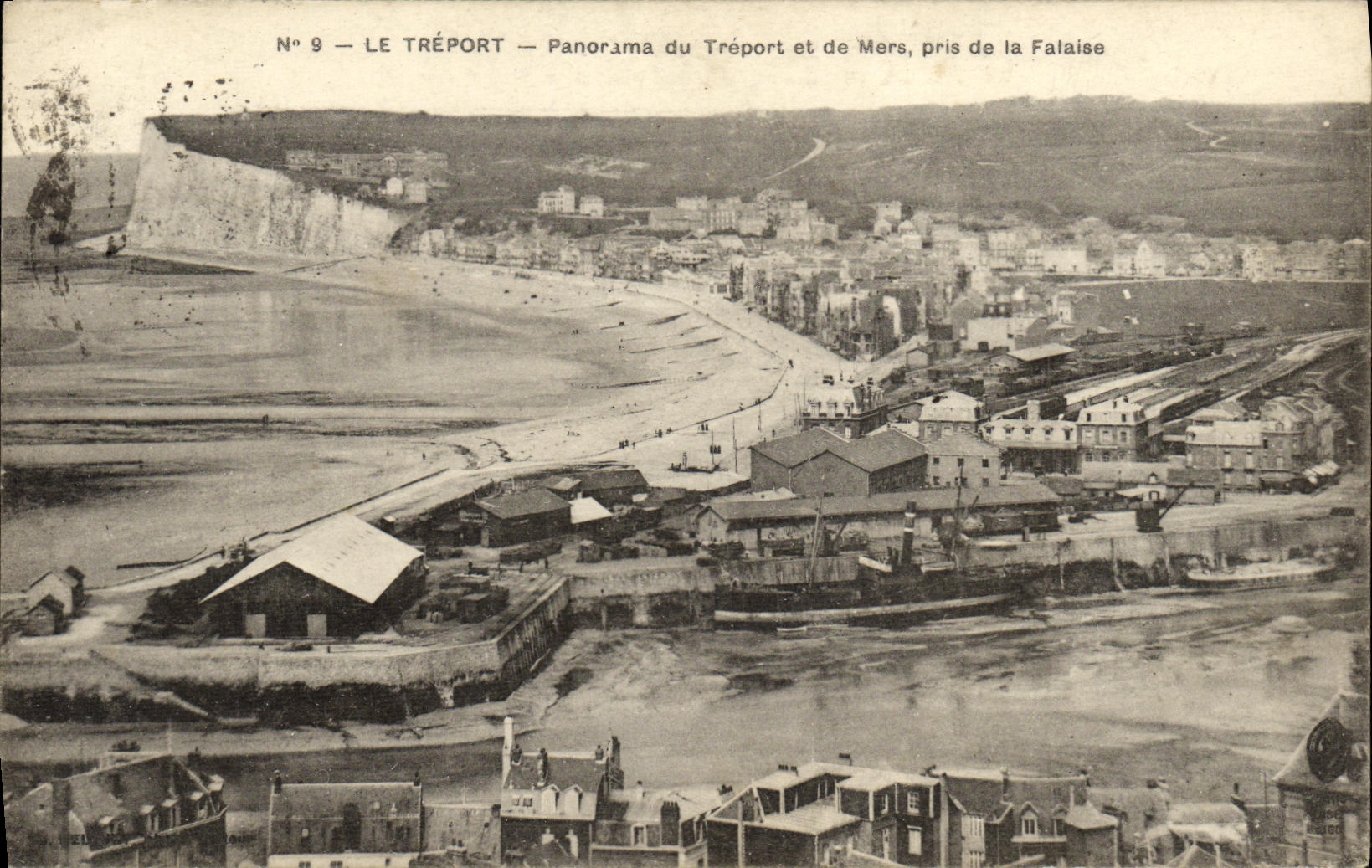 Panorama de Treport de la POSTAL de la VENDIMIA de Treport y mares tomados del barco del acantilado