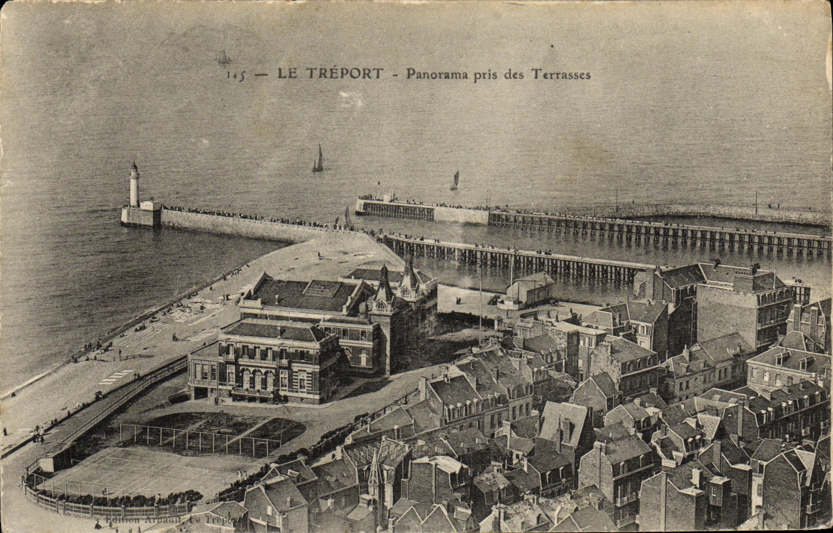 Panorama de Treport de la POSTAL de la VENDIMIA tomado de las terrazas