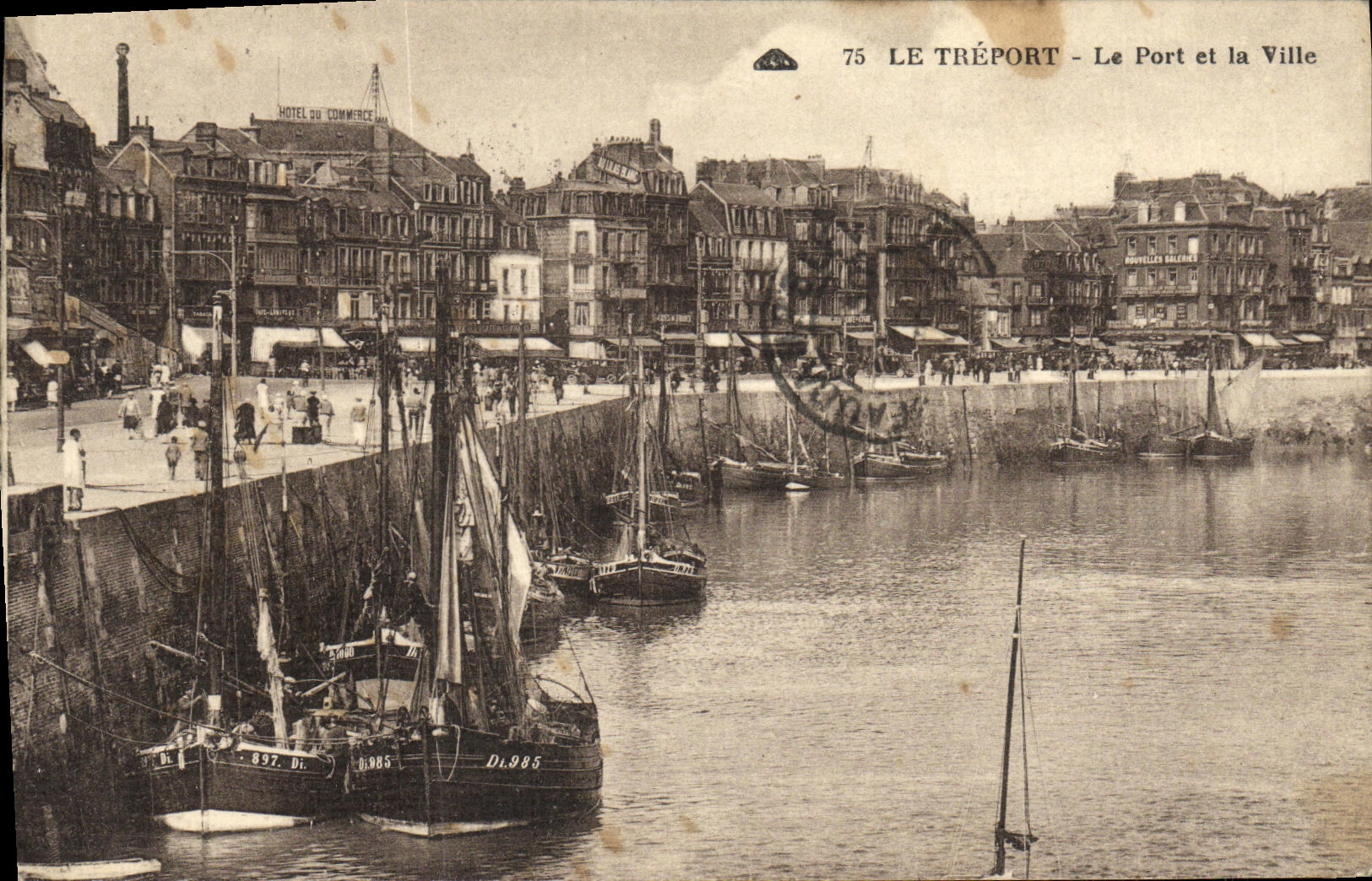 POSTAL Treport de la VENDIMIA el puerto y la ciudad del barco