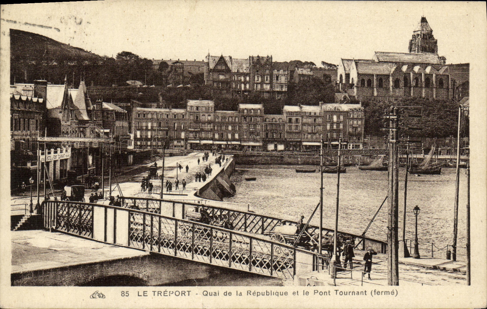 VINTAGE POSTCARD Treport Quay of the Republic and the Revolving Bridge