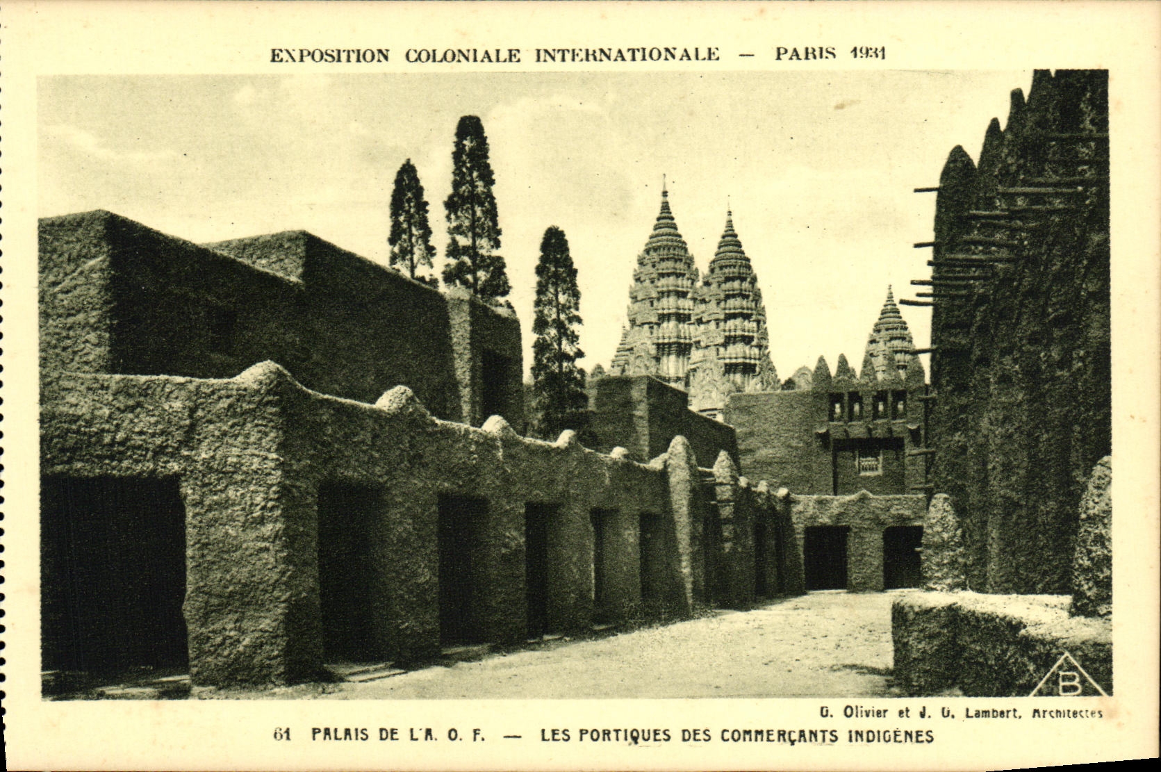 CPA Expostion Coloniale Internationale Paris 1931 Palais de l AOF Les portiques des commercants indigenes