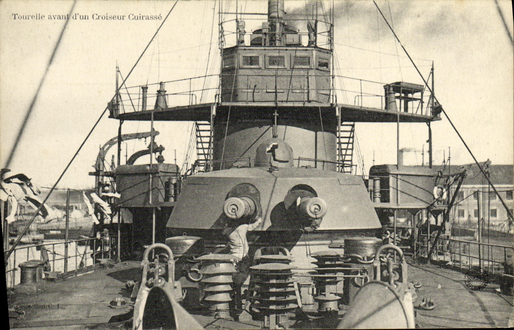 VINTAGE POSTCARD Bateau War Turret before D a Cruiser Armours