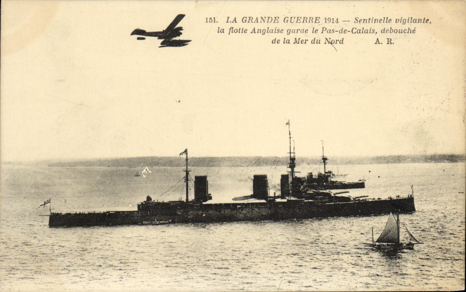 VINTAGE POSTCARD Bateau War the Great War vigilant Sentinel the English fleet keeps emerged Pas de Calais of the sea of