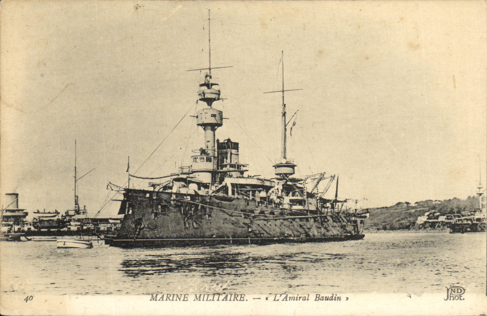 VINTAGE POSTCARD Boat War Navy L Amrial Baudin
