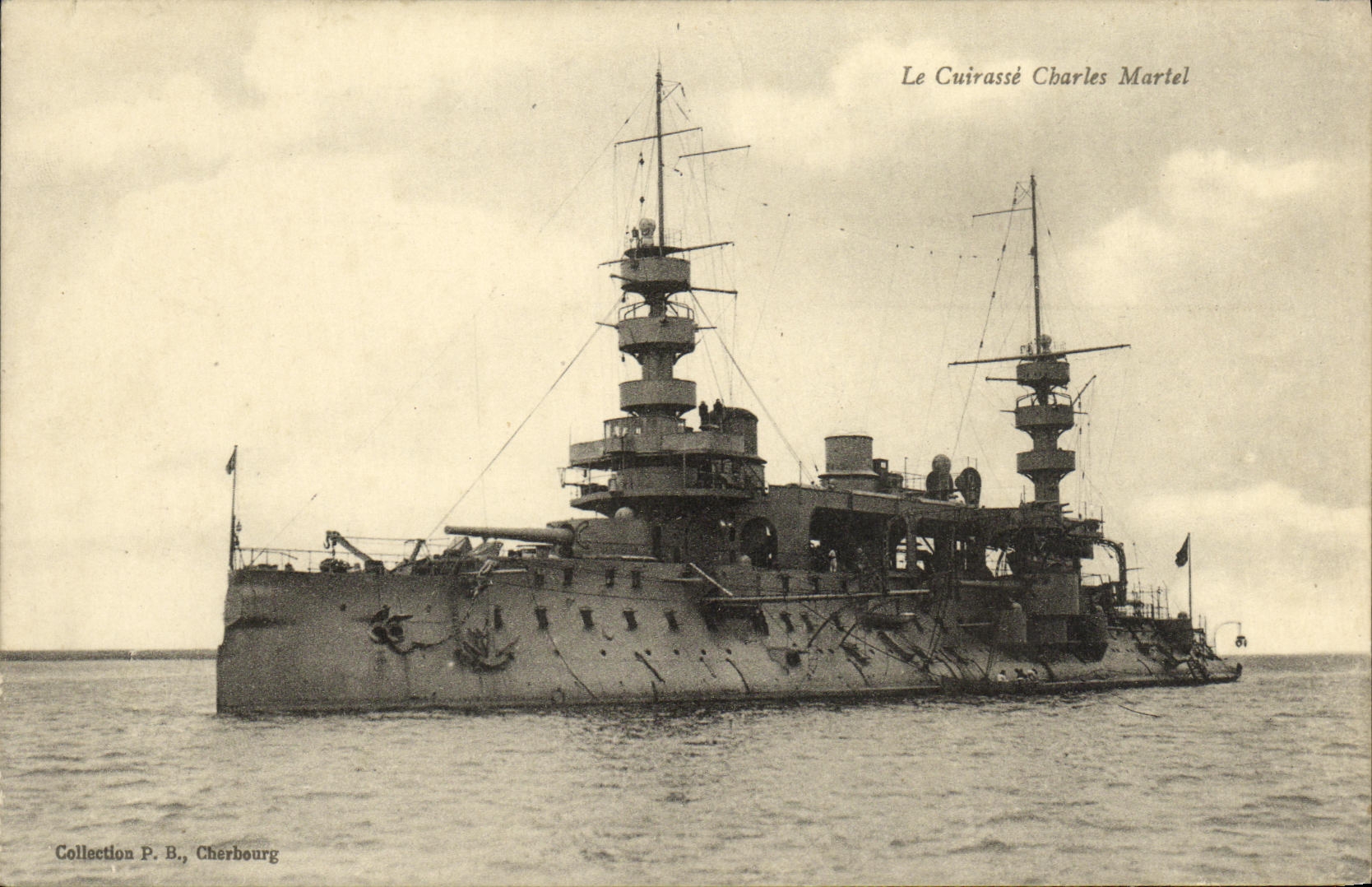 VINTAGE POSTCARD Boat War the Armor Charles Martel