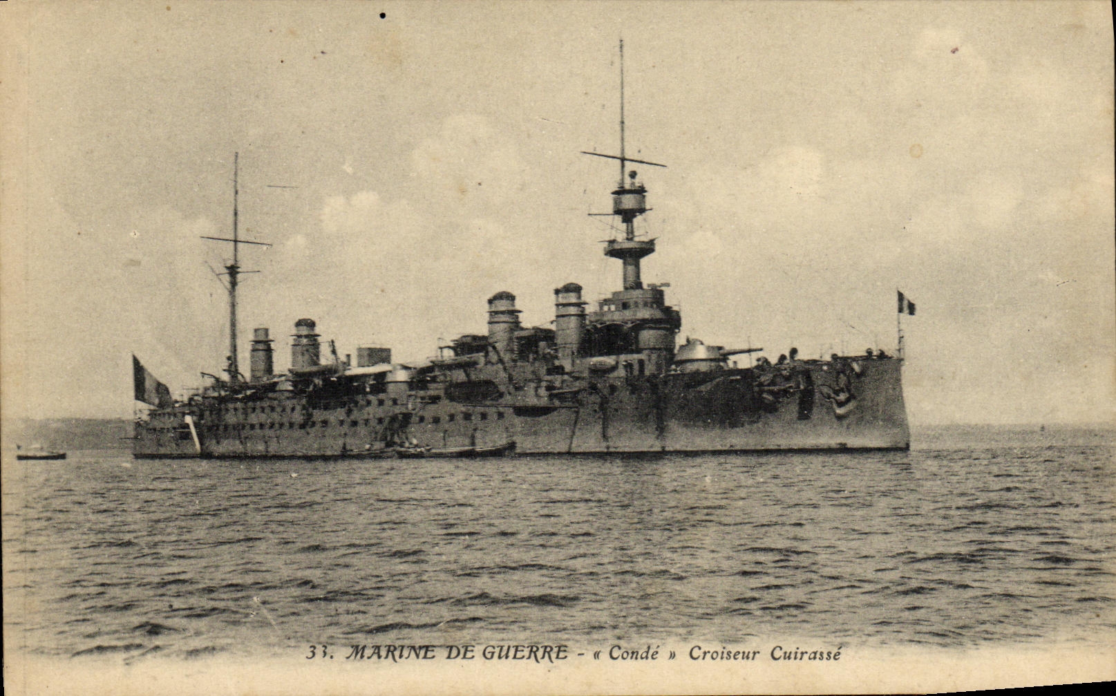 VINTAGE POSTCARD Bateau War Navy the Cop Cruiser Armours