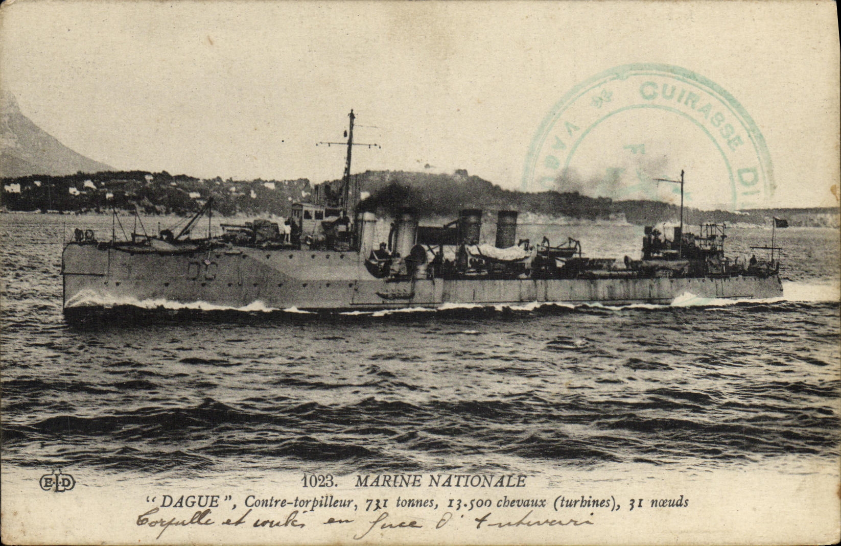 VINTAGE POSTCARD Boat War Scraping knife Against Destroyer
