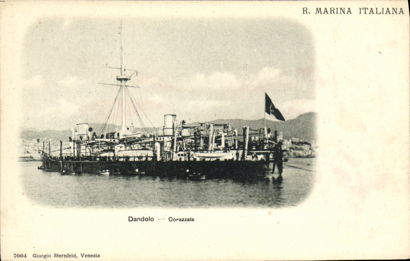 Puerto deportivo Italiana Dandolo Corazzata de la guerra del barco de la POSTAL de la VENDIMIA