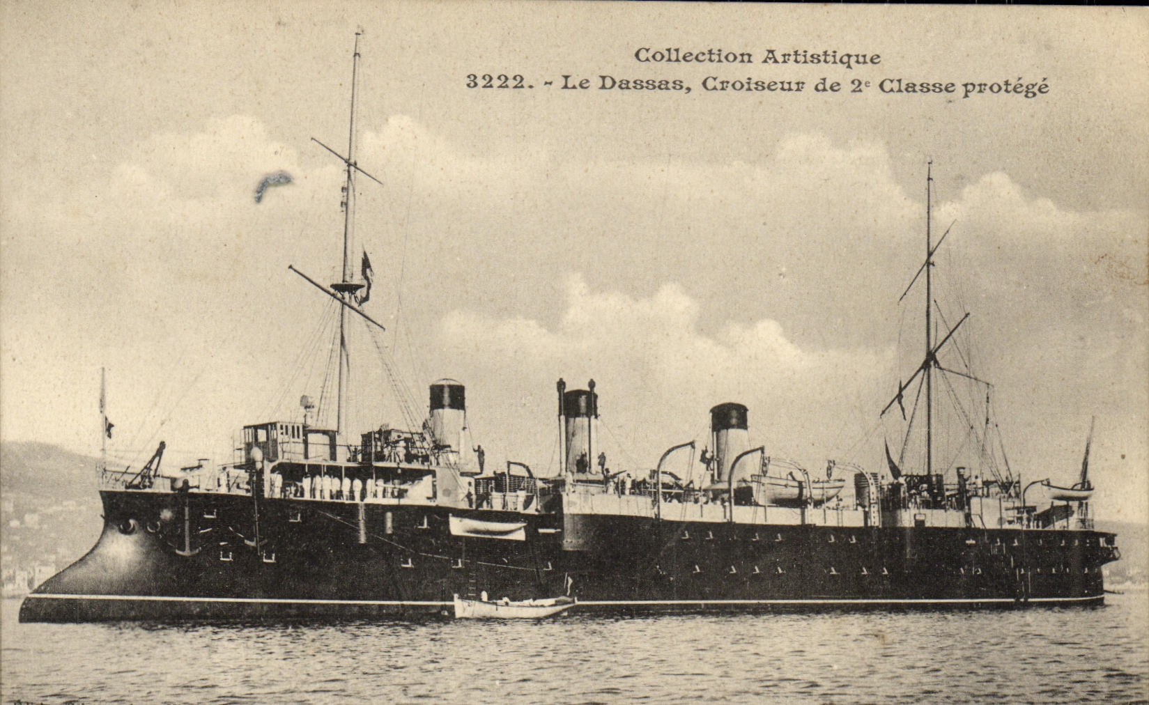 VINTAGE POSTCARD Bateau Artistic War Collection Dassas Croiseur of 2nd Class Protects