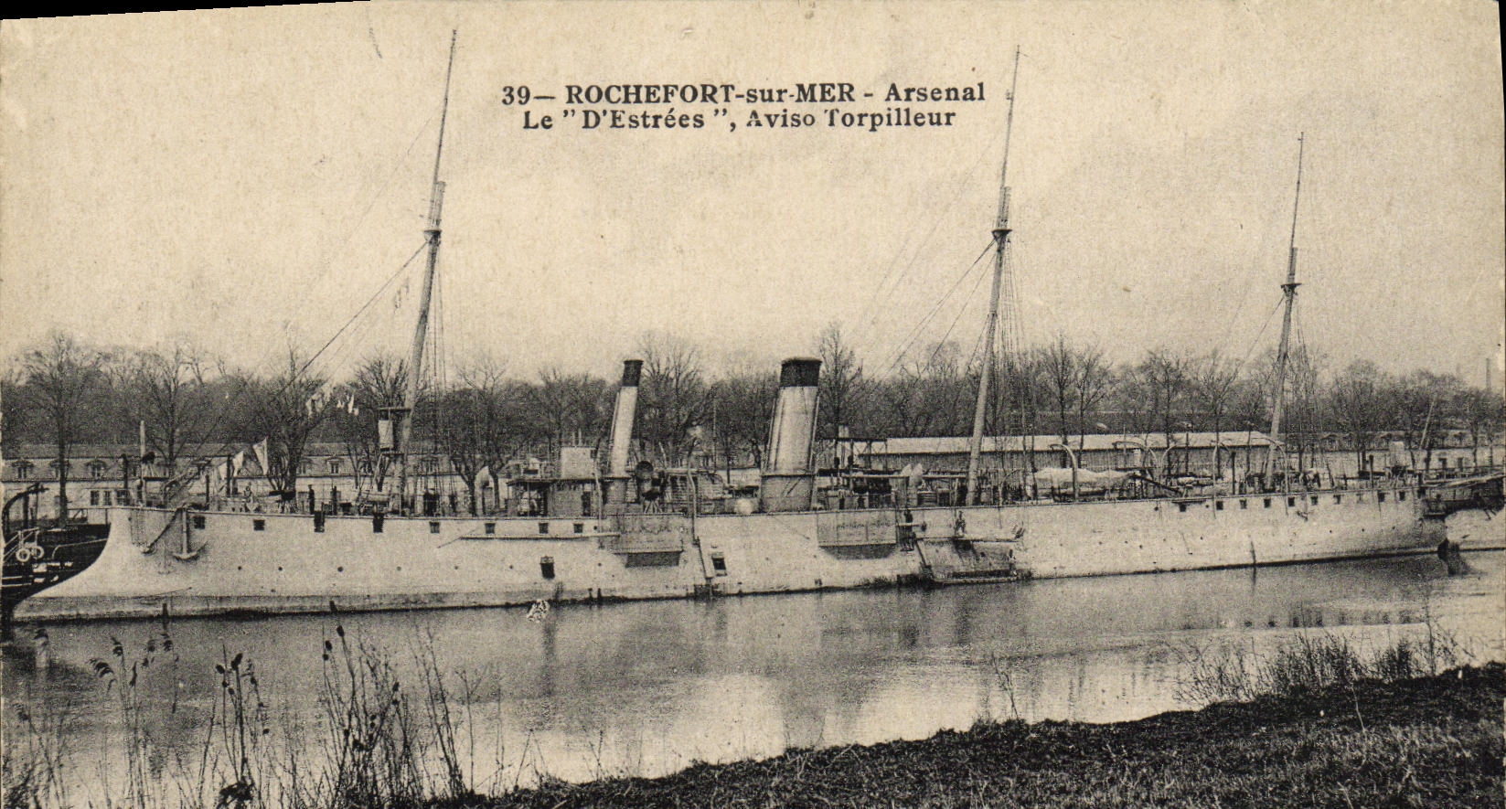 VINTAGE POSTCARD Boat Rochefort War On Sea Arsenal D Estrees Sloop destroyer
