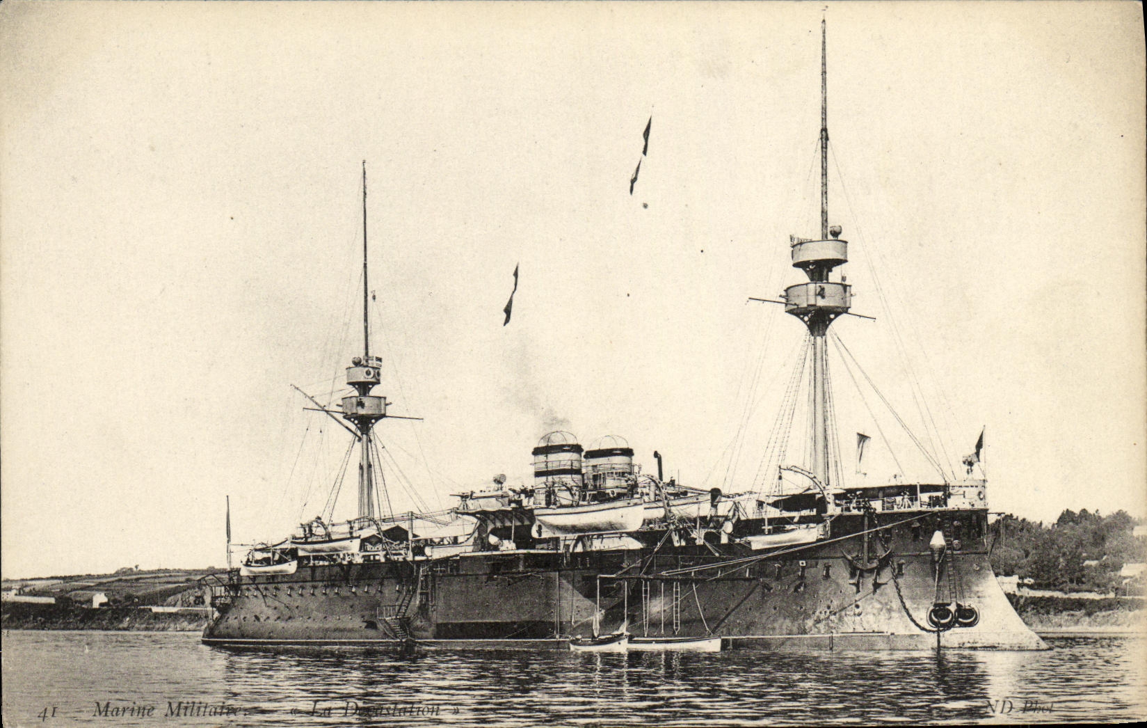 VINTAGE POSTCARD Boat War tasting