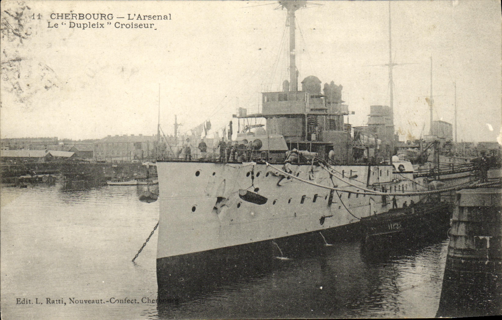 VINTAGE POSTCARD Boat War Cherbourg L Arsenal Dupleix Cruiser