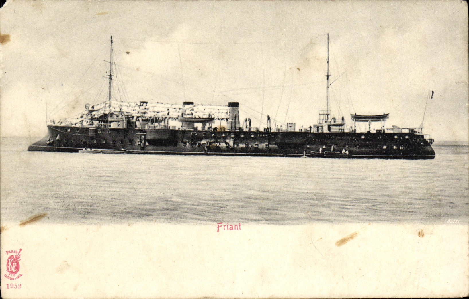 VINTAGE POSTCARD Boat Friant War