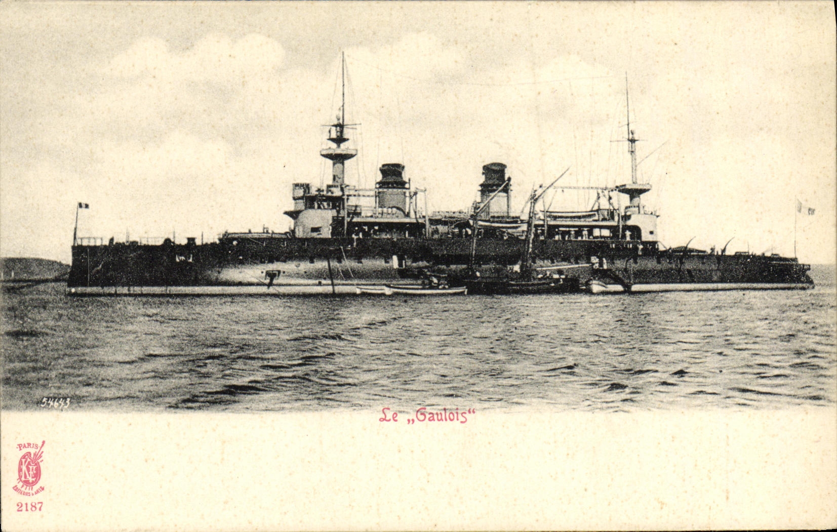 VINTAGE POSTCARD Boat War the Gallic one
