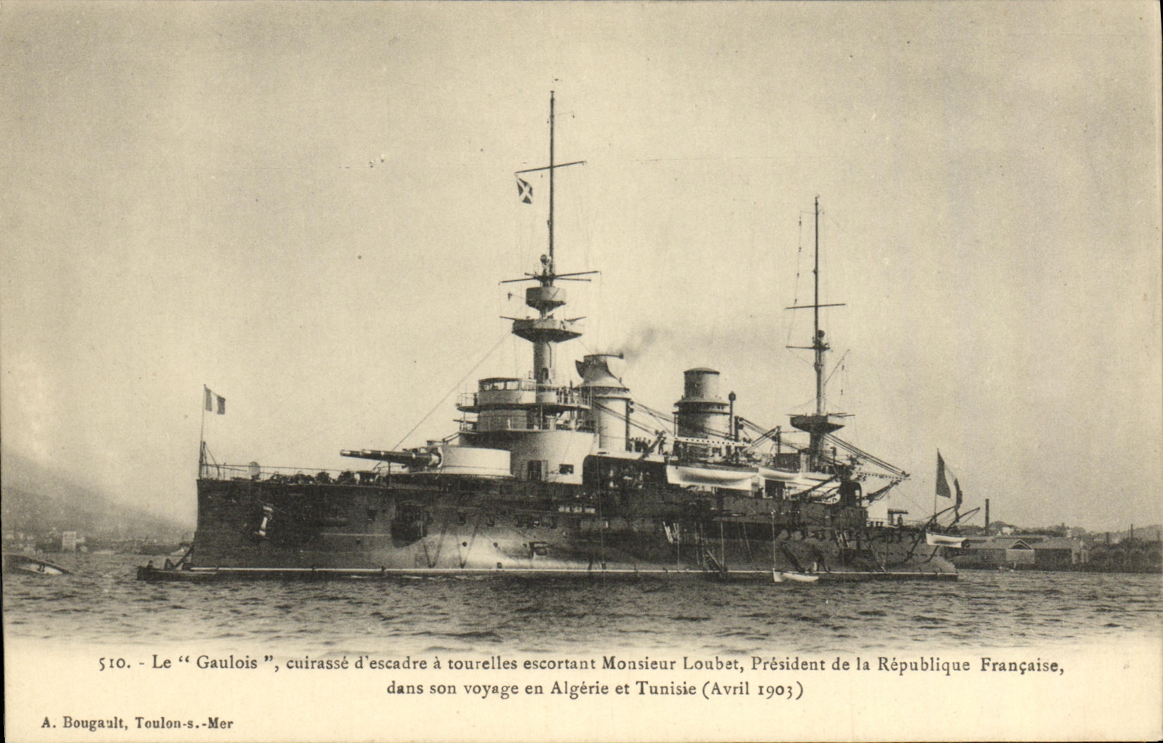 La guerra del barco de la POSTAL de la VENDIMIA una las armaduras galicas D Escadre tiene Tourelles el escoltar de Sr Loubet presidente de la república de Algeri