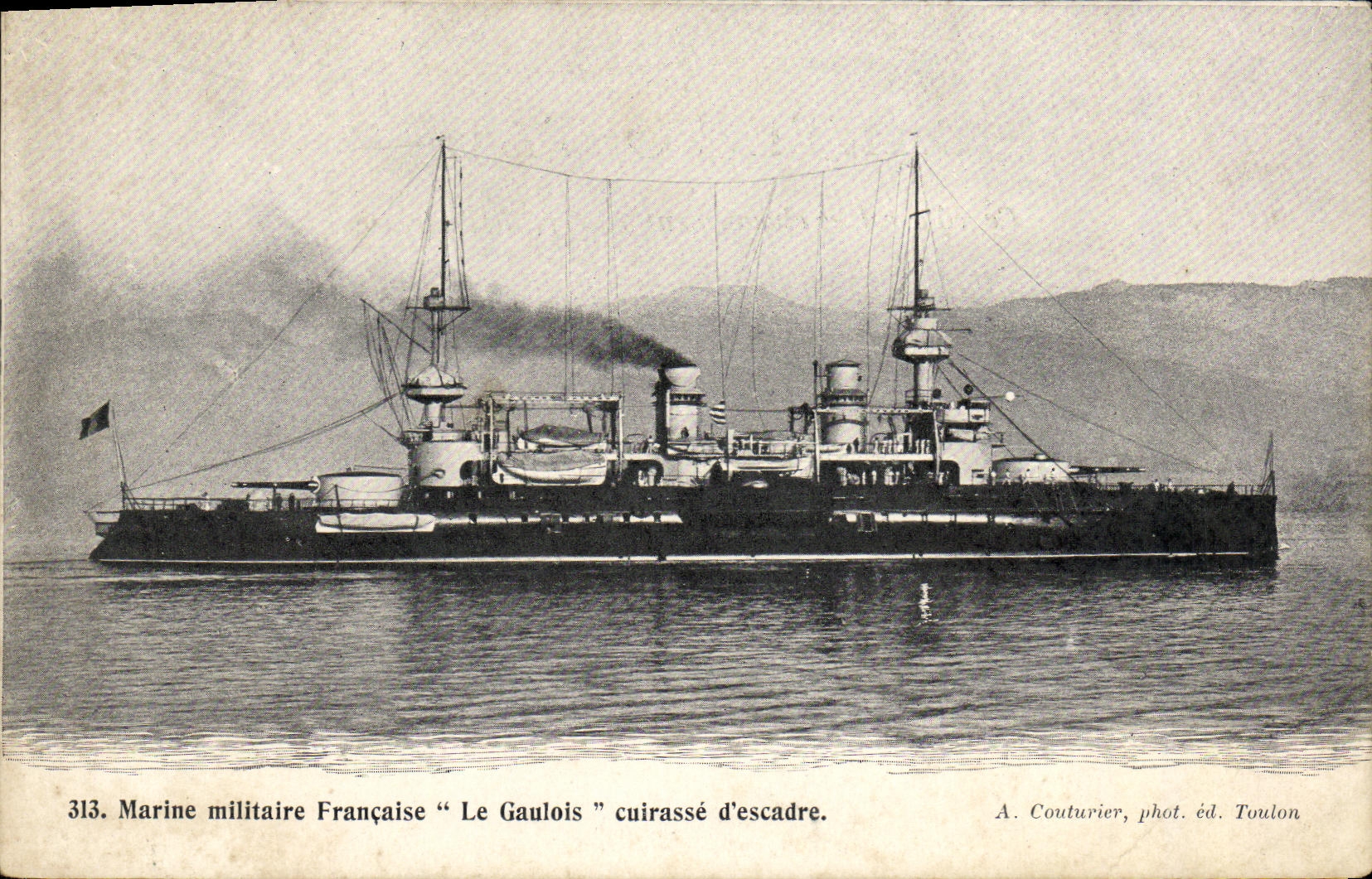 VINTAGE POSTCARD Bateau War French Navy the Gallic one Armours D squadron