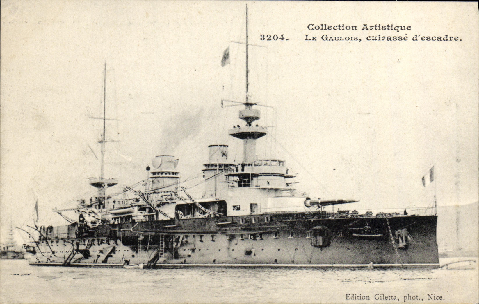 VINTAGE POSTCARD Bateau War the Gallic one Armours D Escadre