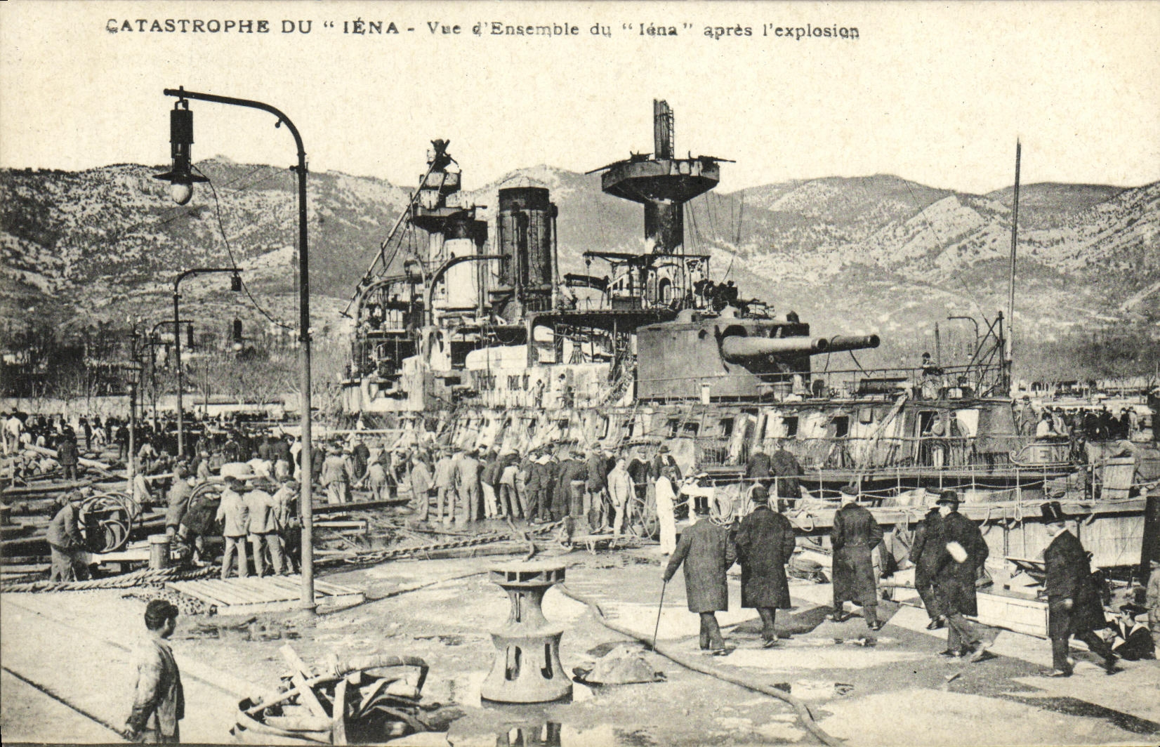 VINTAGE POSTCARD Boat War Catastrophe Of Iena Seen D Together of After L Explosion