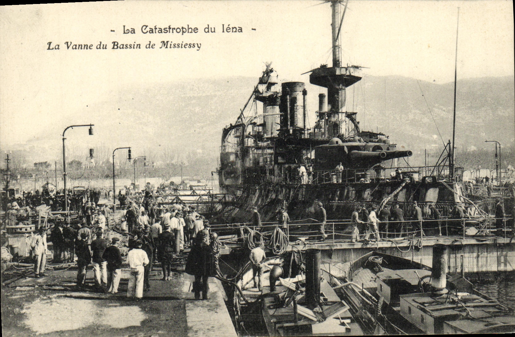 VINTAGE POSTCARD the Catastrophe of Iena the Valve of the Basin of Missiessy Boat